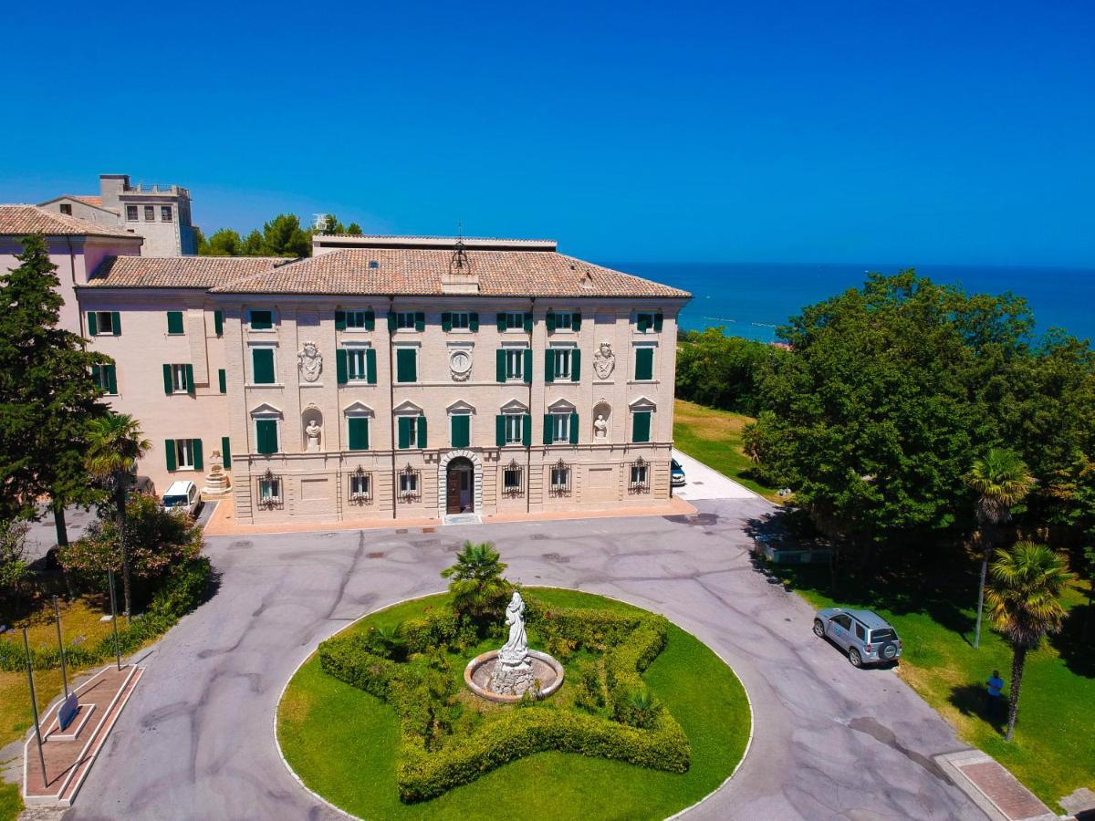 Hotel Domus Stella Maris - Casa Per Ferie Ancona Exterior foto